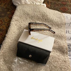 Donahugh eyewear